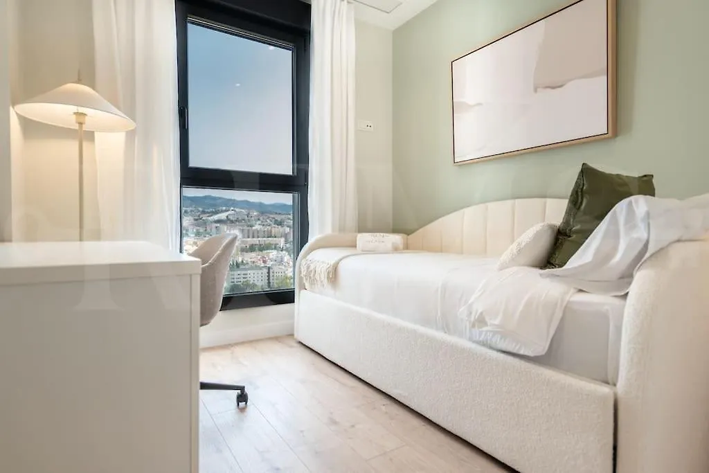 Unique Views From The 21St Floor & Terrace By Rems Apartment Malaga 0*,